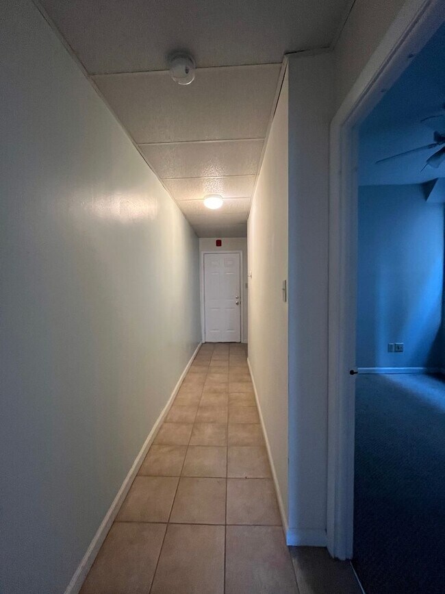 737 Christian St, Unit #2 in Philadelphia, PA - Building Photo - Building Photo