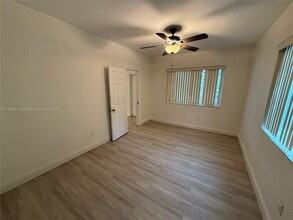 1429 SW 23rd Terrace in Miami, FL - Building Photo - Building Photo