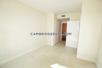 7 Cameron Ave-Unit -210 in Cambridge, MA - Building Photo - Building Photo