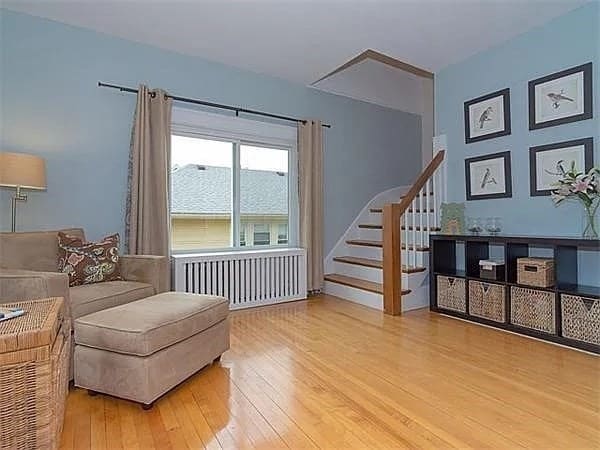 33 Chetwynd Rd, Unit 2 in Somerville, MA - Building Photo - Building Photo