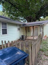 807 Lincoln St in Osage City, KS - Building Photo - Building Photo