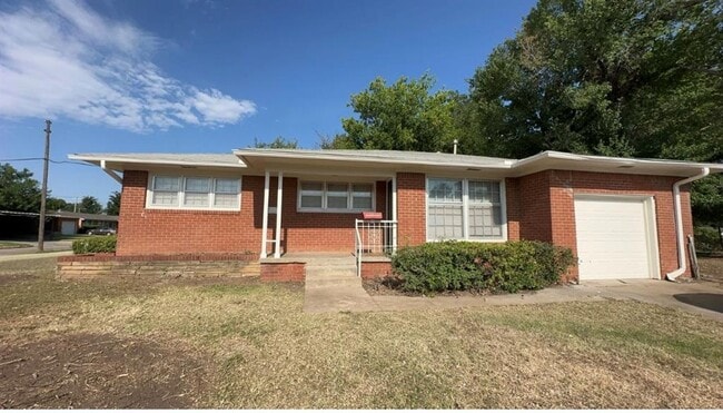 property at 1501 SW 66th St