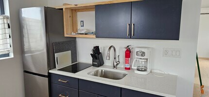 1413 Hazel St in Charlottesville, VA - Building Photo - Building Photo