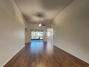 6226 Bridgevista Dr in Lithia, FL - Building Photo - Building Photo