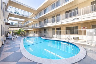 Marlindo Apartments in Burbank, CA - Building Photo