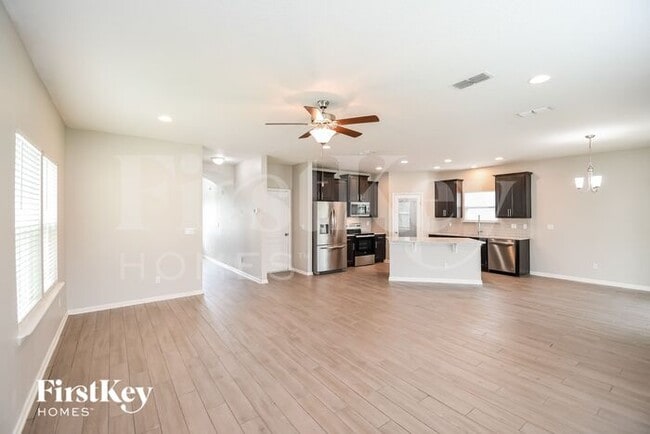 8169 Dancing Fox St in Jacksonville, FL - Building Photo - Building Photo