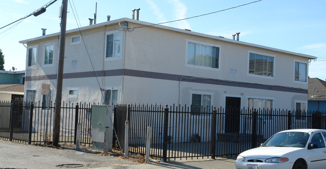 520 S 28th St in Richmond, CA - Foto de edificio