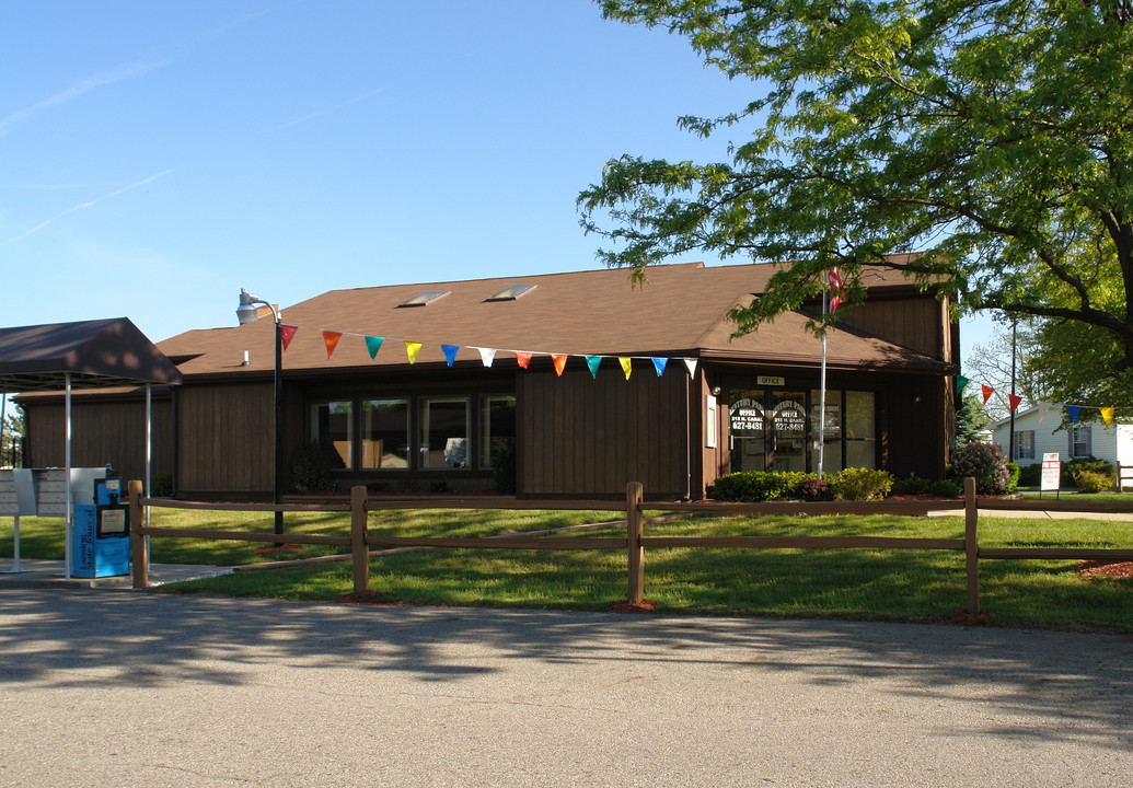 Century Mobile Home Park in Lansing, MI - Building Photo