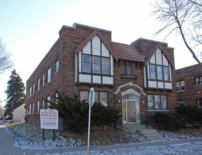 4576 N 31st St in Milwaukee, WI - Foto de edificio - Building Photo