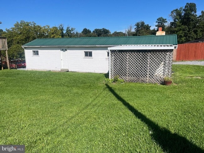 property at 2008 Compass Rd