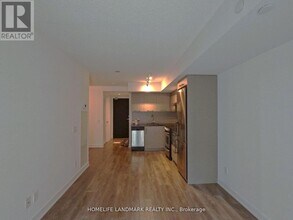 87-1487 Peter St in Toronto, ON - Building Photo - Building Photo