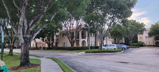 property at 2494 Centergate Dr