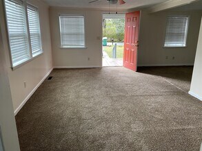 2738 Dogwood Cir in Valdosta, GA - Building Photo - Building Photo