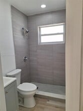 1226 Sesame St in Opa Locka, FL - Building Photo - Building Photo