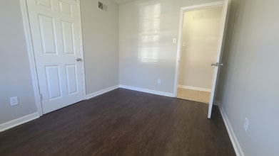 3881 Windy Ave in Memphis, TN - Foto de edificio - Building Photo