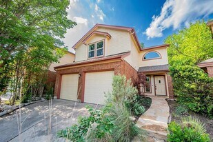 6616 Mesa Hollow Dr in Austin, TX - Building Photo