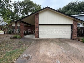 9228 S Norwood Ave in Tulsa, OK - Building Photo