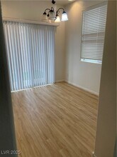 10142 Village Edge Pl in Las Vegas, NV - Building Photo - Building Photo