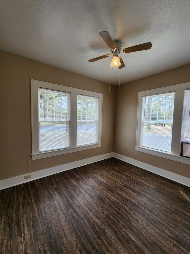 635-635 1/2 S Vine Ave in Tyler, TX - Building Photo - Building Photo
