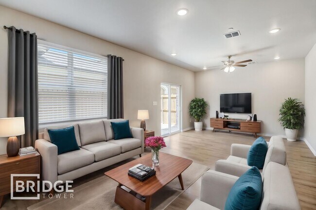 property at 1007 E Golden Ln