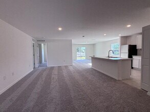 671 Weaver Rd SW in Palm Bay, FL - Building Photo - Building Photo