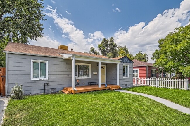 property at 1309 Jamaica St