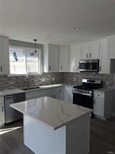 726 Golden Dr in Lake Arrowhead, CA - Building Photo - Building Photo