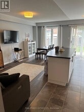 106 Russel Dr in Bradford West Gwillimbury, ON - Building Photo - Building Photo