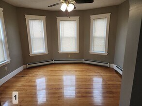21 Windham St in Worcester, MA - Building Photo - Building Photo