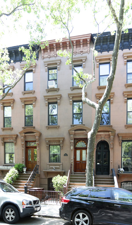 412 Clinton St in Brooklyn, NY - Foto de edificio