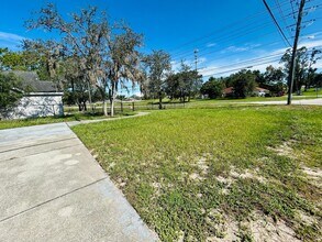 2013 Finland Dr in Spring Hill, FL - Building Photo - Building Photo