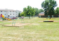 Lincoln Square Apartments in Normal, IL - Foto de edificio - Building Photo