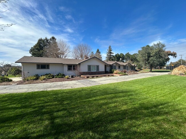 property at 1665 Chris Ln