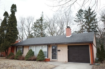 17252 Sunnybrook Dr in Southfield, MI - Building Photo - Building Photo