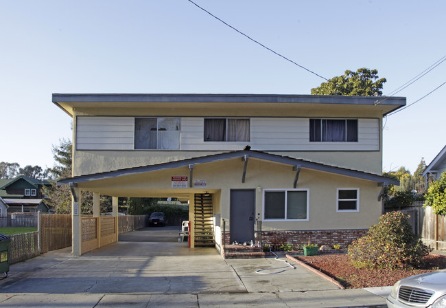 1514 C St in Hayward, CA - Foto de edificio - Building Photo