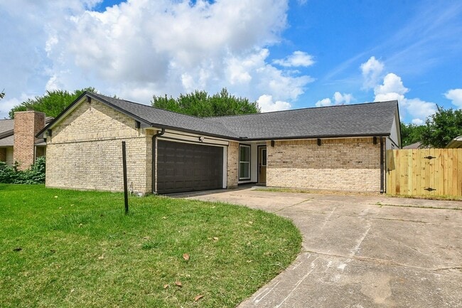 property at 6530 La Violetta Dr