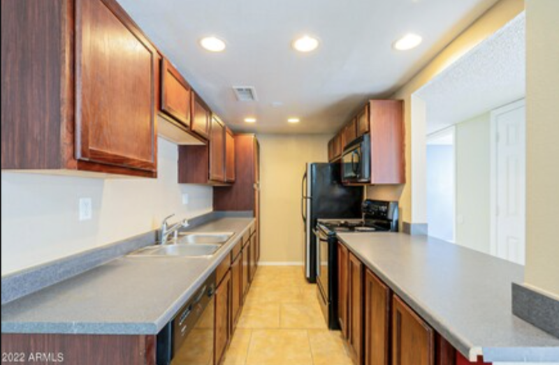 424 E Brown Rd in Mesa, AZ - Building Photo