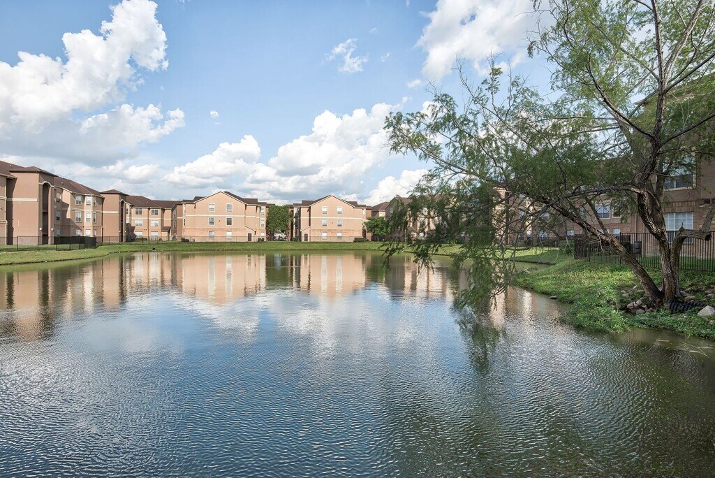 The Life at Clearwood Apartments in Houston, TX