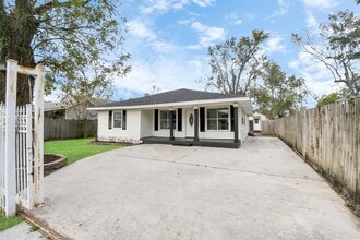 2243 Matilda St in Houston, TX - Building Photo - Building Photo