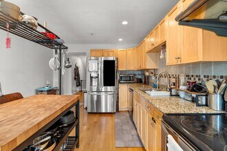 27 Phillips St in Quincy, MA - Building Photo - Building Photo