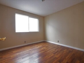 1215 Skyline Dr in Daly City, CA - Building Photo - Building Photo