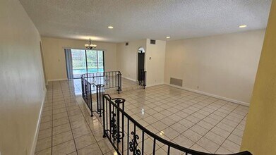 9220 SW 56th St in Cooper City, FL - Building Photo - Building Photo