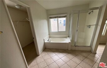 11875 Cedarbrook Pl in Rancho Cucamonga, CA - Building Photo - Building Photo