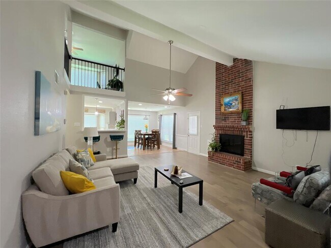 16303 Mc Cormick Dr in Houston, TX - Building Photo - Building Photo
