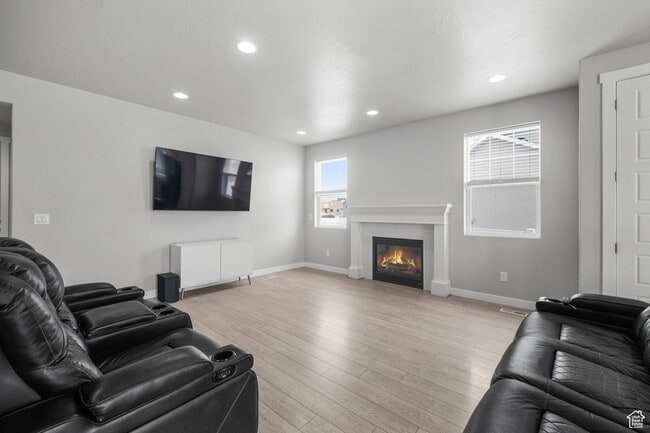 13099 Twisted Oaks Dr, Unit BL21 in Riverton, UT - Building Photo - Building Photo