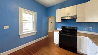 55 Glenwood Rd in Somerville, MA - Building Photo - Building Photo