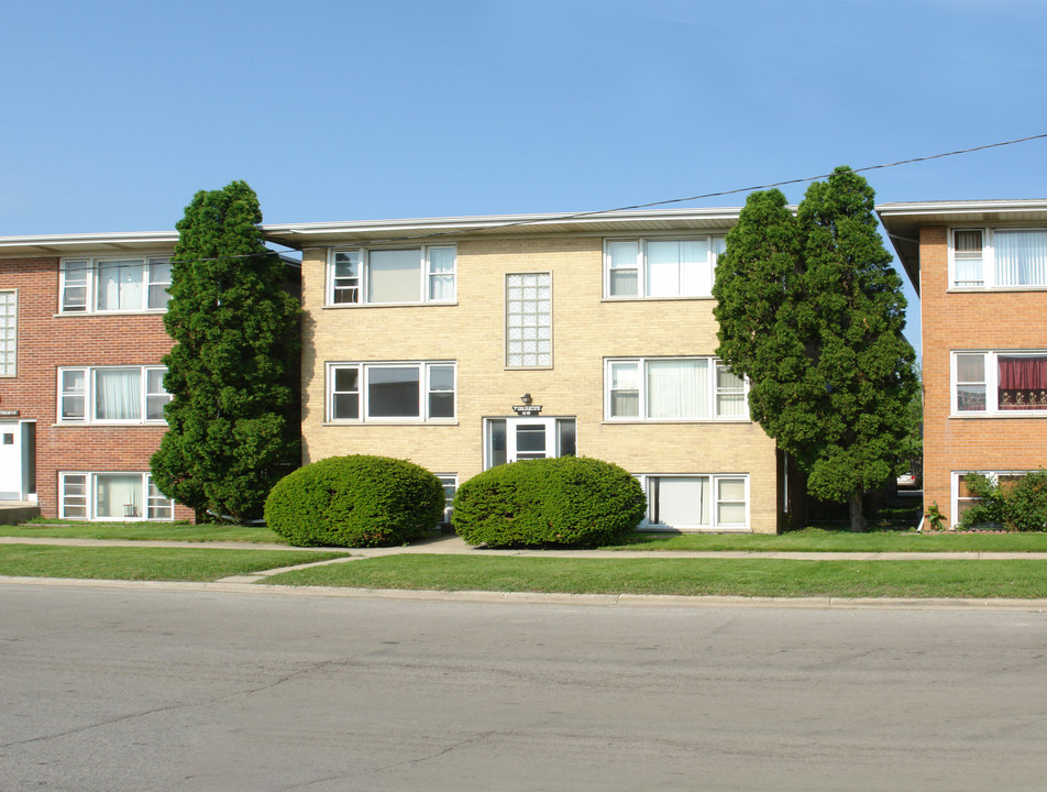 1212 N 31st Ave in Melrose Park, IL - Building Photo