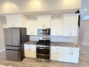 214 N 600 W in Springville, UT - Building Photo - Building Photo
