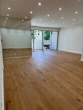 11970 Montana Ave, Unit 312 in Los Angeles, CA - Building Photo - Building Photo