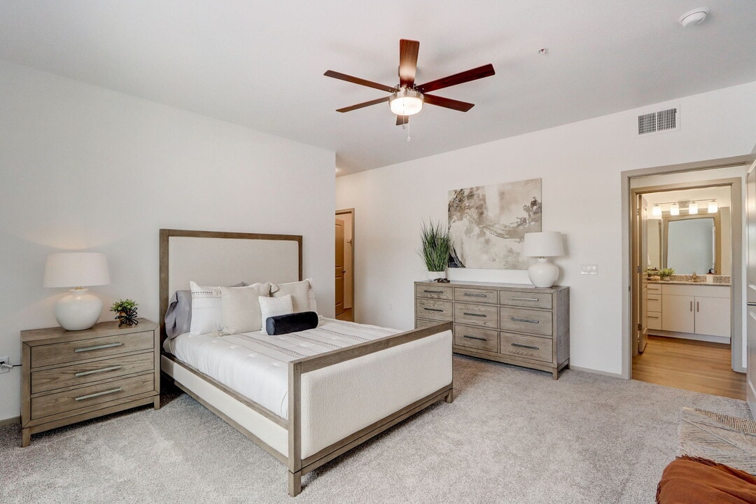 The Place at Silverbell Gateway in Tucson, AZ - Foto de edificio
